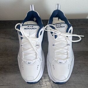 Nike Air Monarch IV